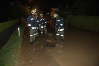 Überflutete Straßen nach Gewitterregen 20130609-0127.jpg
