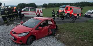 Fahrzeuglenkerin missachtet Stopptafel - Crash mit Zug 20130611-0178.jpg
