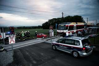 Fahrzeuglenkerin missachtet Stopptafel - Crash mit Zug 20130611-0188.jpg