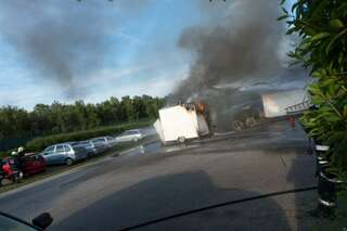Explosionsgefahr beim Brand eines Hendlgrillers 20130615-0722.jpg