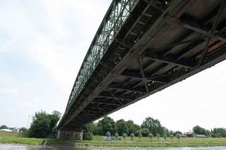 Denkmalamt entlässt Eisenbahnbrücke aus dem Denkmalschutz eisenbahnbruecke-4.jpg