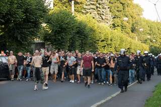 Großeinsatz für die Polizei vor dem Linzer Fußball-Derby 20130830-8690.jpg