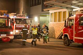 Feuerwehreinsatz nach Ammoniakaustritt in Garsten 20130908-0309.jpg