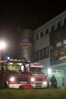 Feuerwehreinsatz nach Ammoniakaustritt in Garsten 20130908-0327.jpg