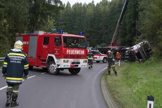 B126 - Wieder schwerer Unfall mit Holztransporter 20130930-4343.jpg