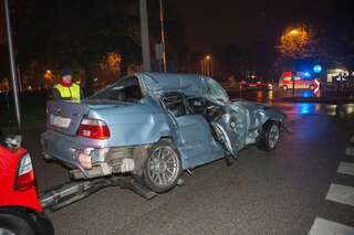 Junge Frau bei Verkehrsunfall in Linzer Stadtgebiet getötet 20131006-5024.jpg