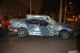 Junge Frau bei Verkehrsunfall in Linzer Stadtgebiet getötet 20131006-5027.jpg