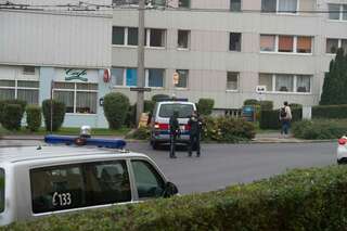 Bombendrohung: Oberbank von Polizei umstellt 20131009-5309.jpg