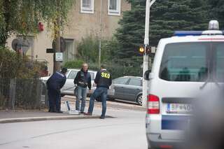 Bombendrohung: Oberbank von Polizei umstellt 20131009-5327.jpg