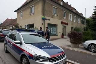 Bombendrohung: Oberbank von Polizei umstellt 20131009-5341.jpg