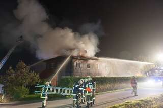 Alarmstufe zwei bei Wohnhausbrand in Altenberg bei Linz 20131009-5387.jpg