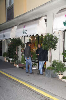 Raubüberfall auf Blumengeschäft in Linz 20131025-0483.jpg