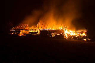 Stadel durch Brand vollständig zerstört 20131026-7176.jpg