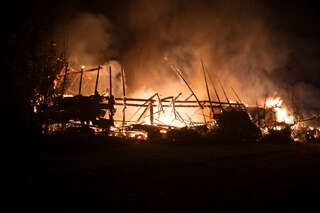 Stadel durch Brand vollständig zerstört 20131026-7179.jpg