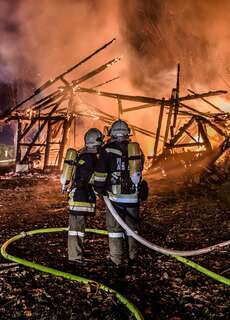 Stadel durch Brand vollständig zerstört 20131026-7191.jpg