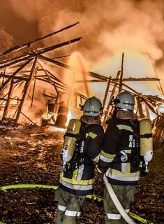 Stadel durch Brand vollständig zerstört 20131026-7203.jpg