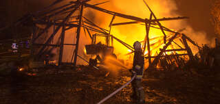 Stadel durch Brand vollständig zerstört 20131026-7216.jpg