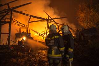 Stadel durch Brand vollständig zerstört 20131026-7219.jpg