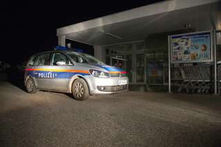 Überfall in Steyr - Kassierin sperrte Bewaffneten ein 20131028-7254.jpg