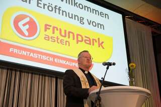 Fachmarktzentrum Frunpark in Asten hat eröffnet 20131029-7323.jpg