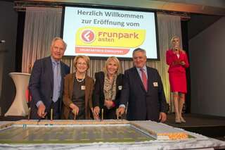 Fachmarktzentrum Frunpark in Asten hat eröffnet 20131029-7355.jpg