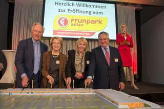 Fachmarktzentrum Frunpark in Asten hat eröffnet 20131029-7357.jpg