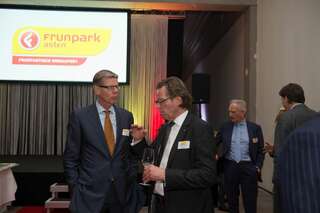 Fachmarktzentrum Frunpark in Asten hat eröffnet 20131029-7373.jpg