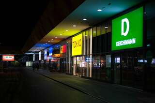 Fachmarktzentrum Frunpark in Asten hat eröffnet 20131029-7383.jpg