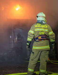 Brand am Linzer Pöstlingberg - Feuermann bei den Löscharbeiten verletzt 20131220-0776.jpg