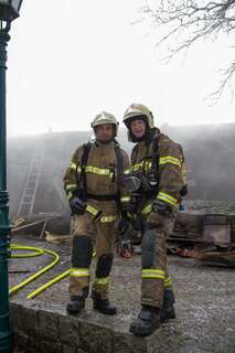 Brand am Linzer Pöstlingberg - Feuermann bei den Löscharbeiten verletzt 20131220-0845-2.jpg