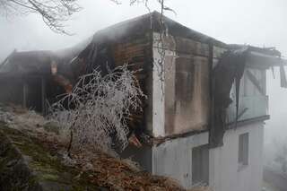Brand am Linzer Pöstlingberg - Feuermann bei den Löscharbeiten verletzt 20131220-0873-2.jpg