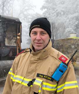 Brand am Linzer Pöstlingberg - Feuermann bei den Löscharbeiten verletzt 20131220-0878.jpg