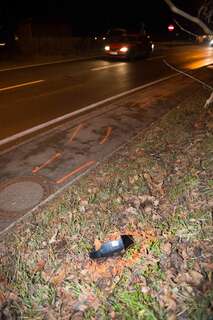 Auto in OÖ fuhr in Fußgängergruppe: Ein Toter, ein Verletzter 20131226-1075.jpg