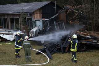 Feuerwehren verhinderten Werkstattbrand 20140117-1902.jpg