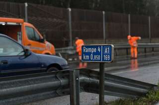 Unfall am Knoten Linz - Abfahrt auf A7 kurz gesperrt 20140121-2194.jpg