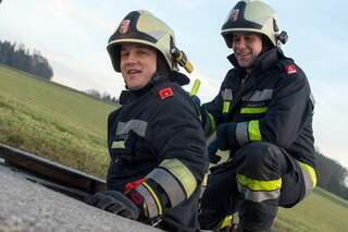 Feuerwehrmänner befreiten Kater aus Abwasserkanal 20140205-2778.jpg
