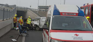 Verkehrsunfall in Pasching 20140213-3088.jpg