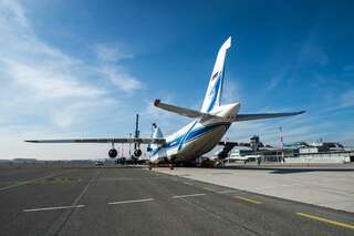 Spezialtransport mit Antonow An-124 20140301-3798.jpg