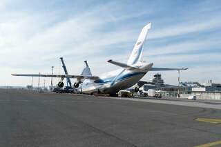 Spezialtransport mit Antonow An-124 20140301-3864.jpg
