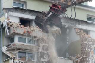 Nach Explosion - einsturzgefährdetes Wohnhaus in Linz ist bald abgerissen 20140304-1661.jpg