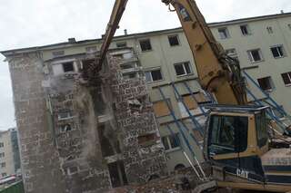 Nach Explosion - einsturzgefährdetes Wohnhaus in Linz ist bald abgerissen 20140304-4115.jpg