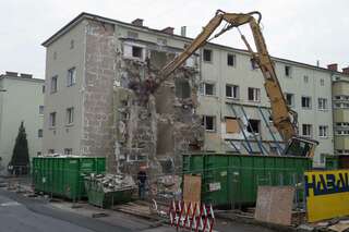 Nach Explosion - einsturzgefährdetes Wohnhaus in Linz ist bald abgerissen 20140304-4129.jpg