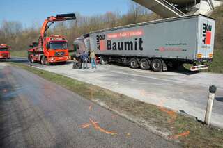 Tödlicher Verkehrsunfall auf der B 122a in Steyr 20140314-4694.jpg