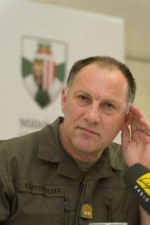 Pressekonferenz Militärkommandant OÖ zum Thema  Spardruck 20140325-2546.jpg