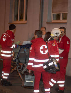 14 Menschen bei Brand in Linzer Franckviertel gerettet 20140403-5951.jpg
