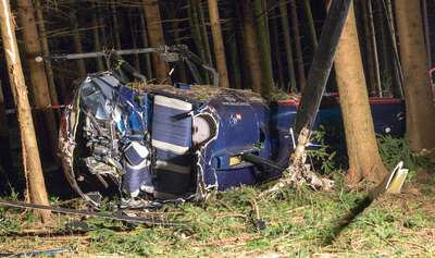 Hubschrauber im Bezirk Gmunden abgestürzt: Ein Toter 20140405-6034.jpg