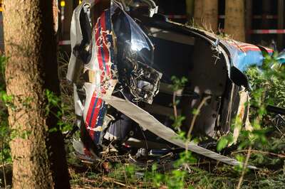 Hubschrauber im Bezirk Gmunden abgestürzt: Ein Toter _dsc3995.jpg