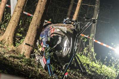 Hubschrauber im Bezirk Gmunden abgestürzt: Ein Toter _dsc4002.jpg