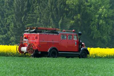 Feuerwehr Oldtimer on the Road 20140427-5484.jpg