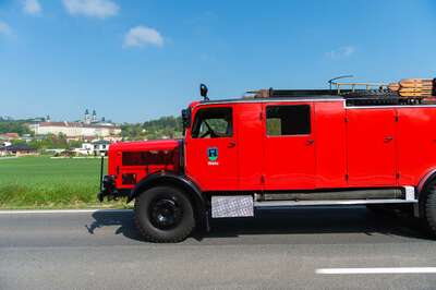Feuerwehr Oldtimer on the Road 20140427-6778.jpg